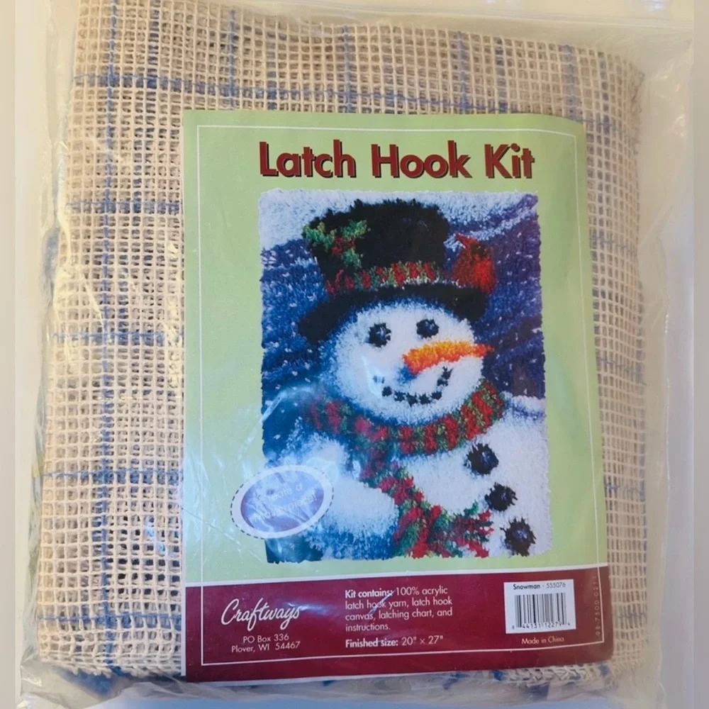 Craftways Latch Hook Kit Rug or Wall Hanging SNOWMAN Christmas Winter  27